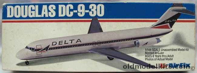 Airfix 1/144 Douglas DC-9-30 Delta Airlines, 60030 plastic model kit